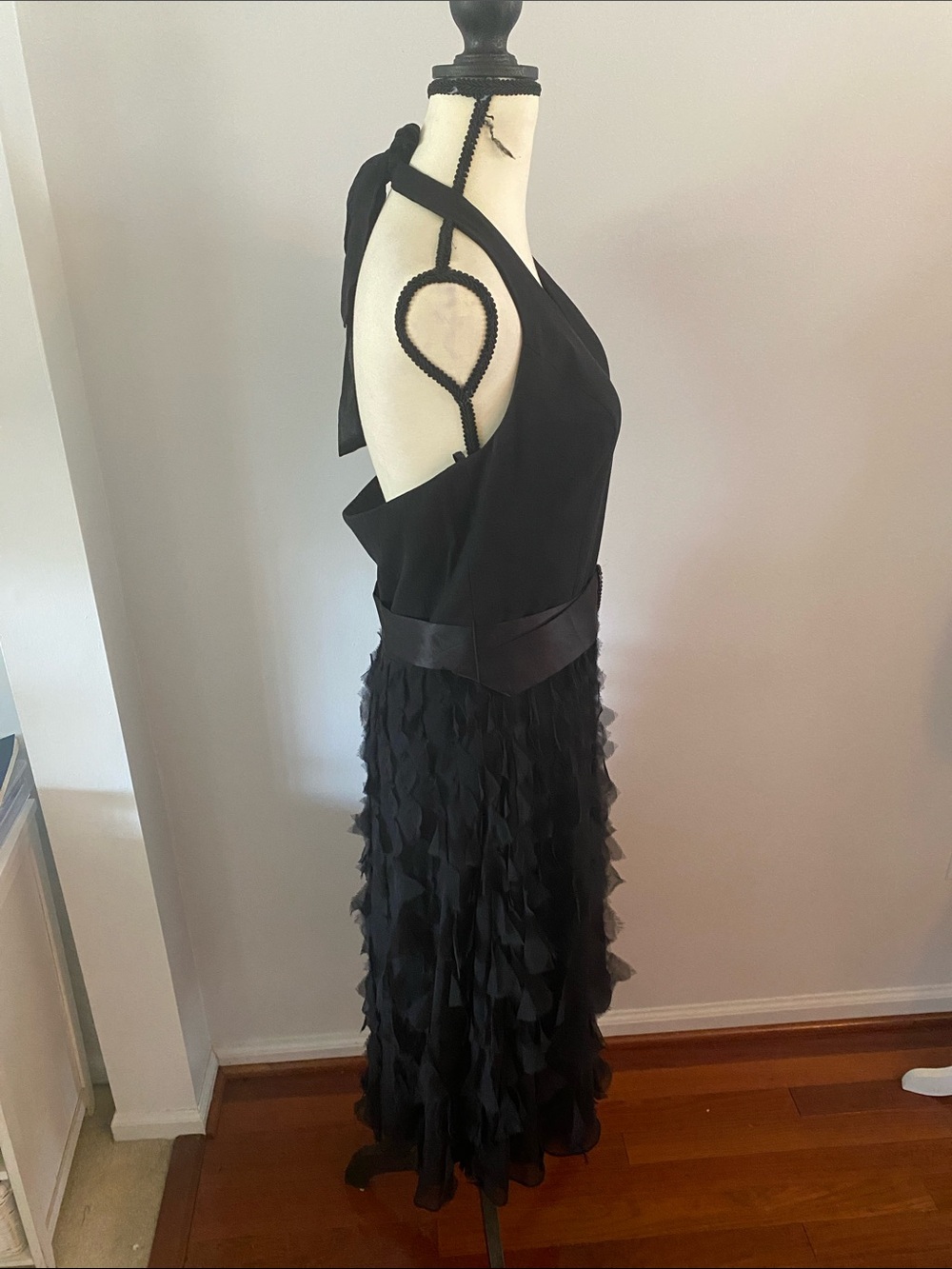 WHBM size 12 100% silk halter dress - Picture 3 of 6